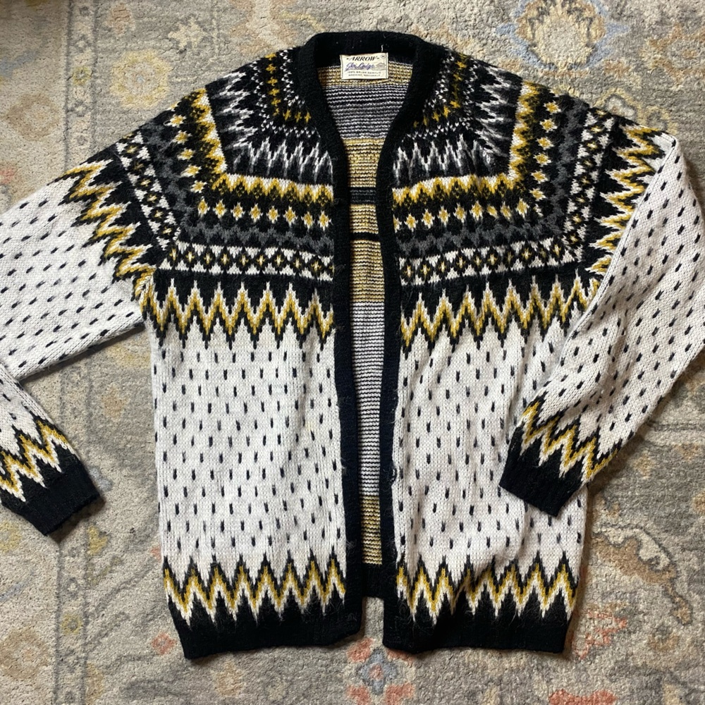 True Vintage ARROW Ski Lodge Nordic Print Open Cardigan Yellow Black Sz M Preppy